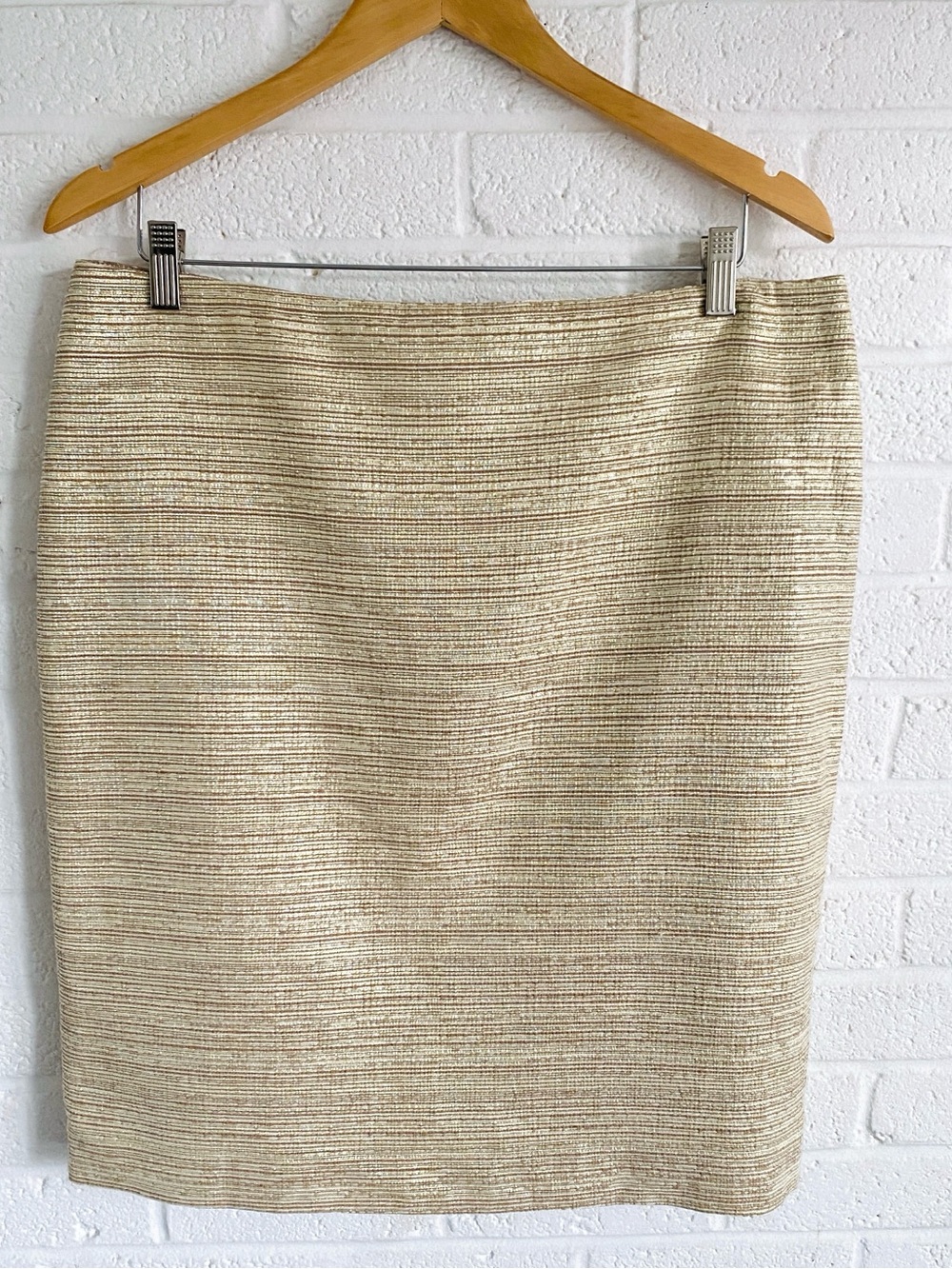 Talbots Classic Gold Shimmery Textured Pencil Skirt Size 14 Office Glam Wedding